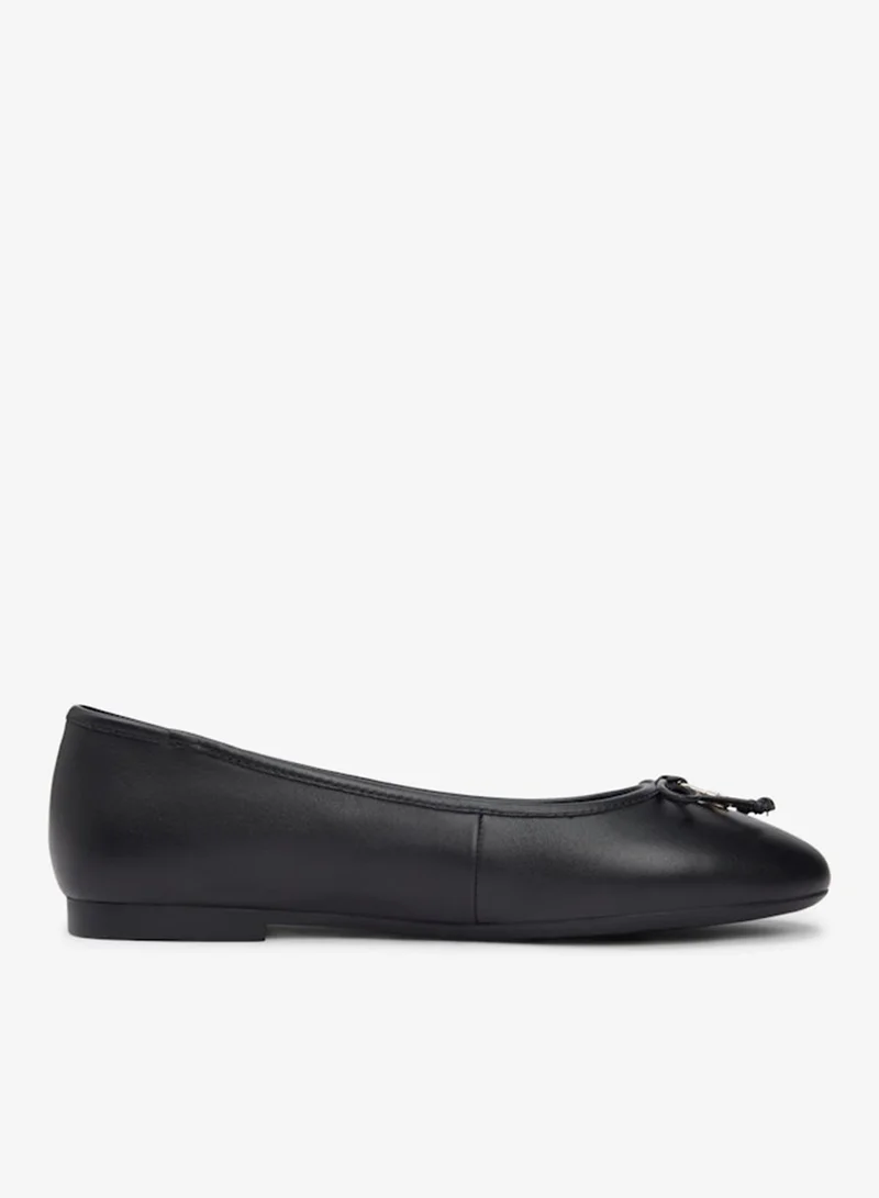 TH Monogram Charm Leather Ballerinas