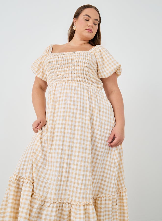 Styli Gingham Smocked Dress - Image 3