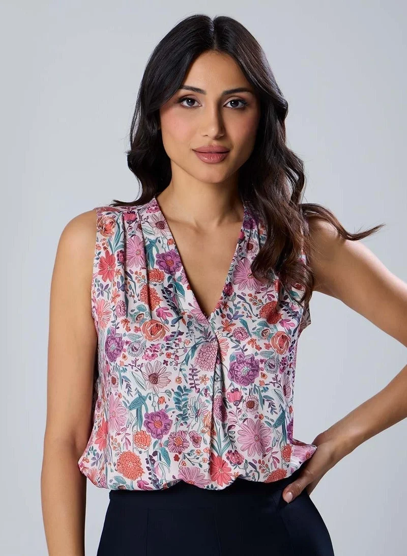 Zigzag Neck Pleated Printed Top