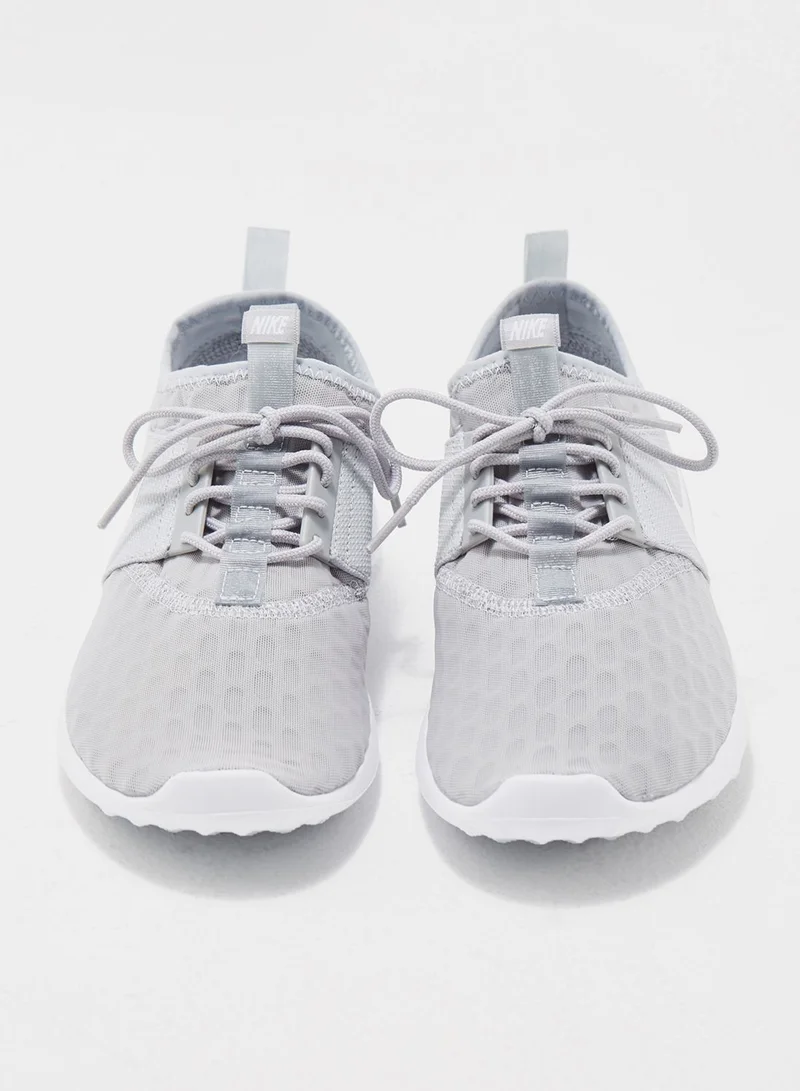 Nike Juvenate