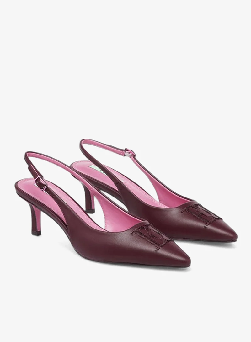 ايل أحذية نسائية مدببة بكعب خنجر وإبزيم