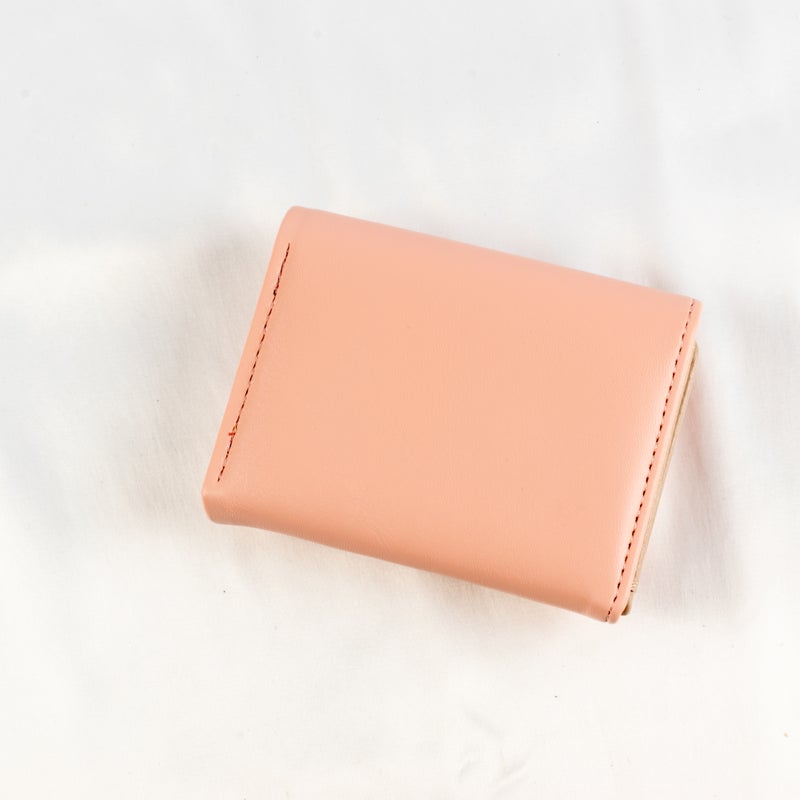 محفظة وحاملة بطاقات جلد بينك تحتوي على جيوب متعددة للنقود والبطاقات - Image 2