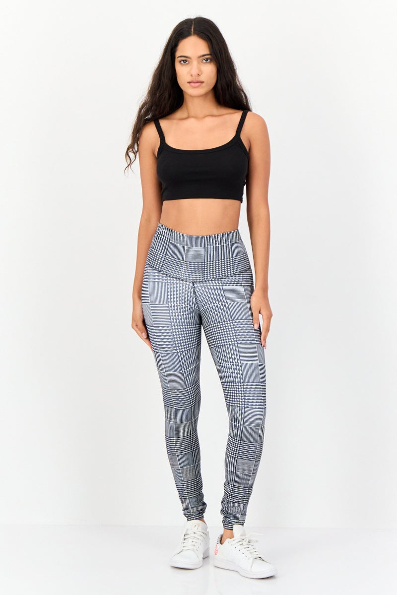 Nike Women Tight Fit Yoga 7/8 Leggings, Multicolor - Image 4