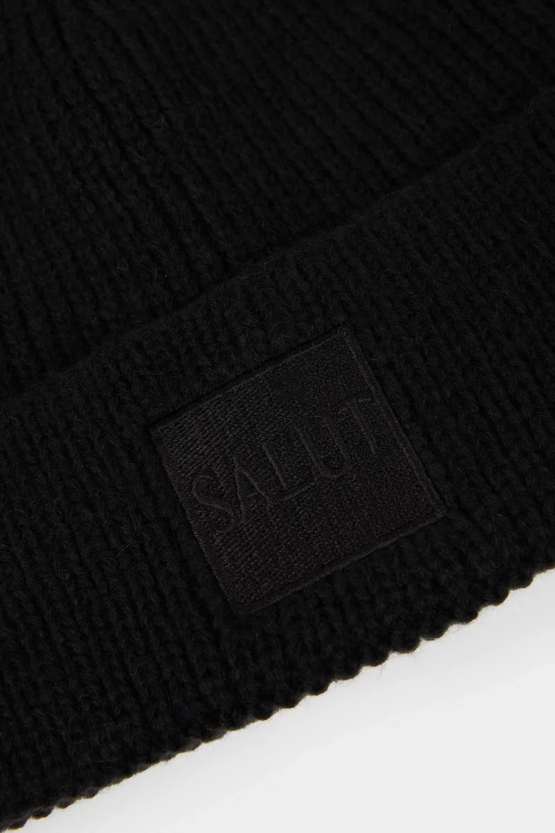 ديفاكتو Woman Beanie