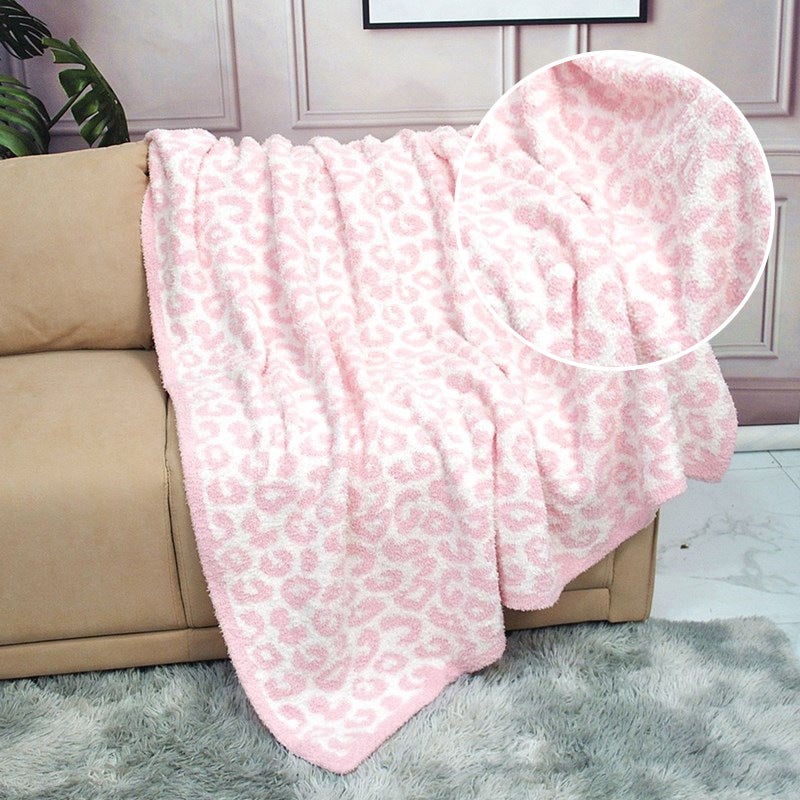 Blanket Thickeneded Soft Leopard Print Half Velvet Casual Blanket Office Nap Sofa Blanket Plush Bed Set - Image 1