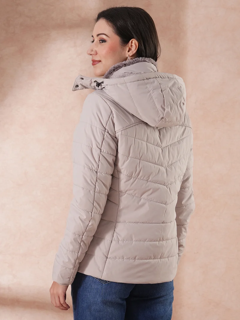 جلو باص Women Hooded Solid Casual Puffer Jacket