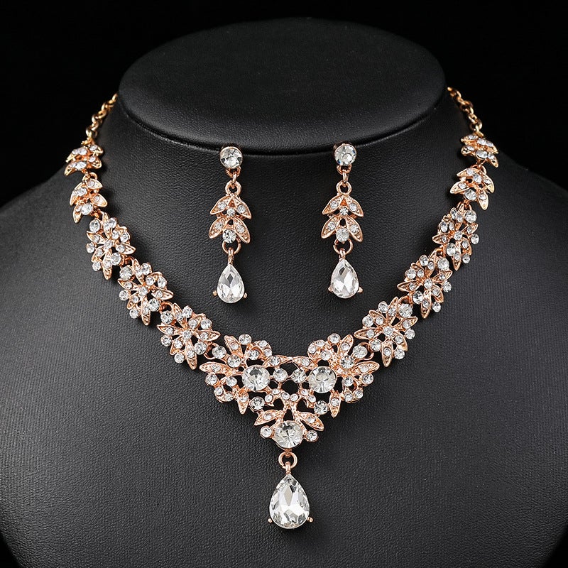 Best-Selling Bridal Necklace and Earring Set with Diamond-Inlaid Evening Dress Accessories