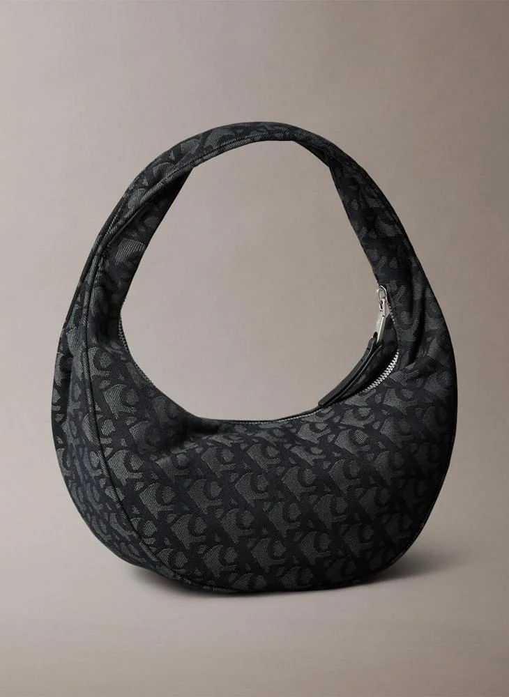 Calvin Klein Jeans Logo Detailed Zip through Hobo