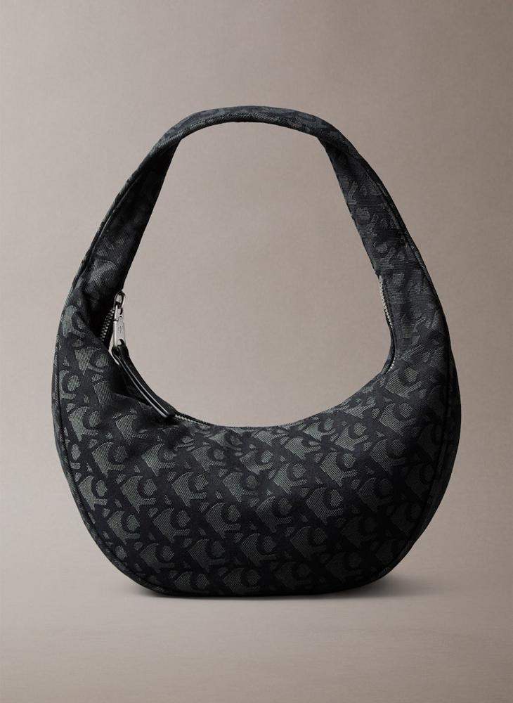 Calvin Klein Jeans Logo Detailed Zip through Hobo - Image 2