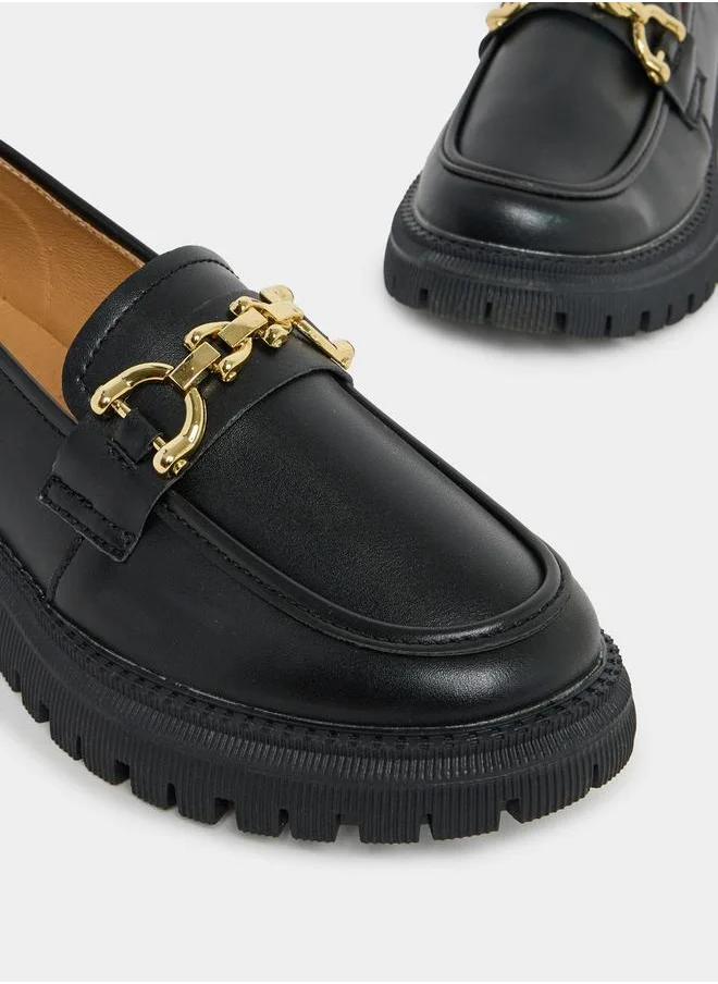Styli Chain Detail Leather Look Loafers