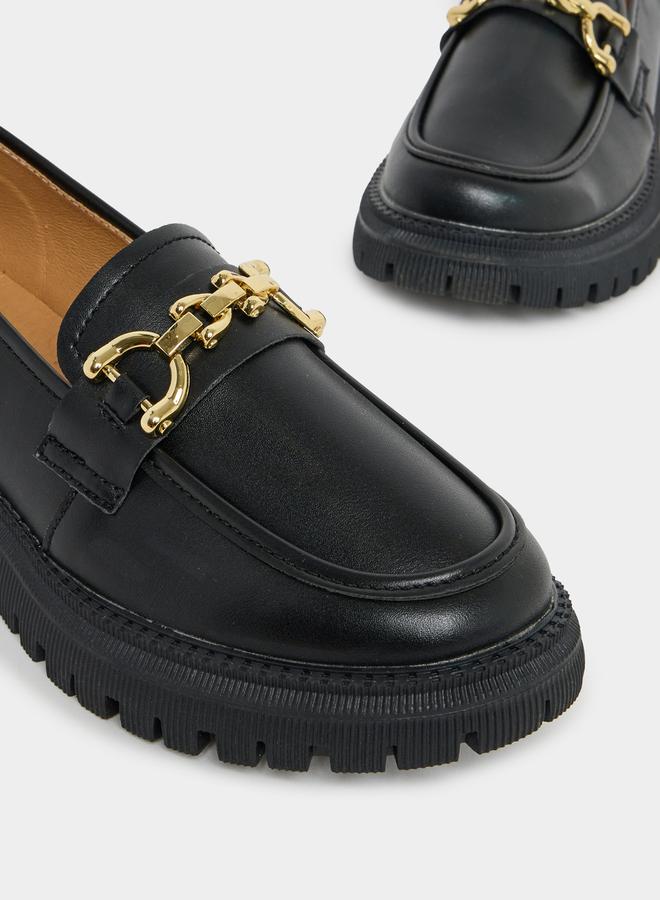 Styli Chain Detail Leather Look Loafers - Image 3