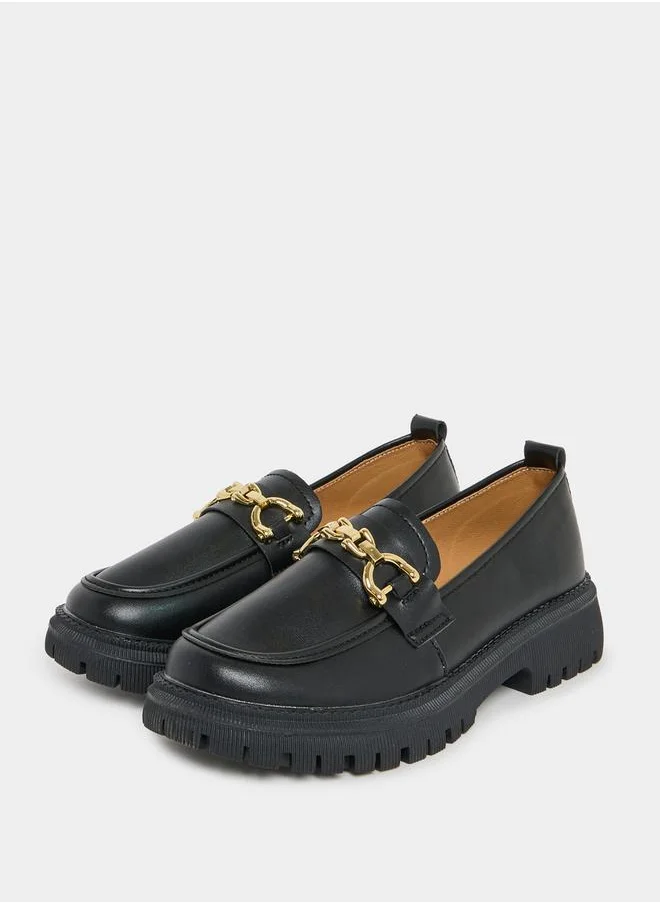 Styli Chain Detail Leather Look Loafers