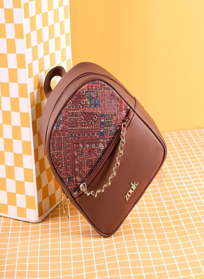 ZOUK حقيبة ظهر صغيرة من زوك مايرا | حقيبة ظهر أنيقة من الجلد النباتي للنساء ببطانة مقاومة للماء | حقيبة نهارية صغيرة مصنوعة يدويًا بسحاب ذهبي وأحزمة قابلة للتعديل | بهوج راباري - Image 2