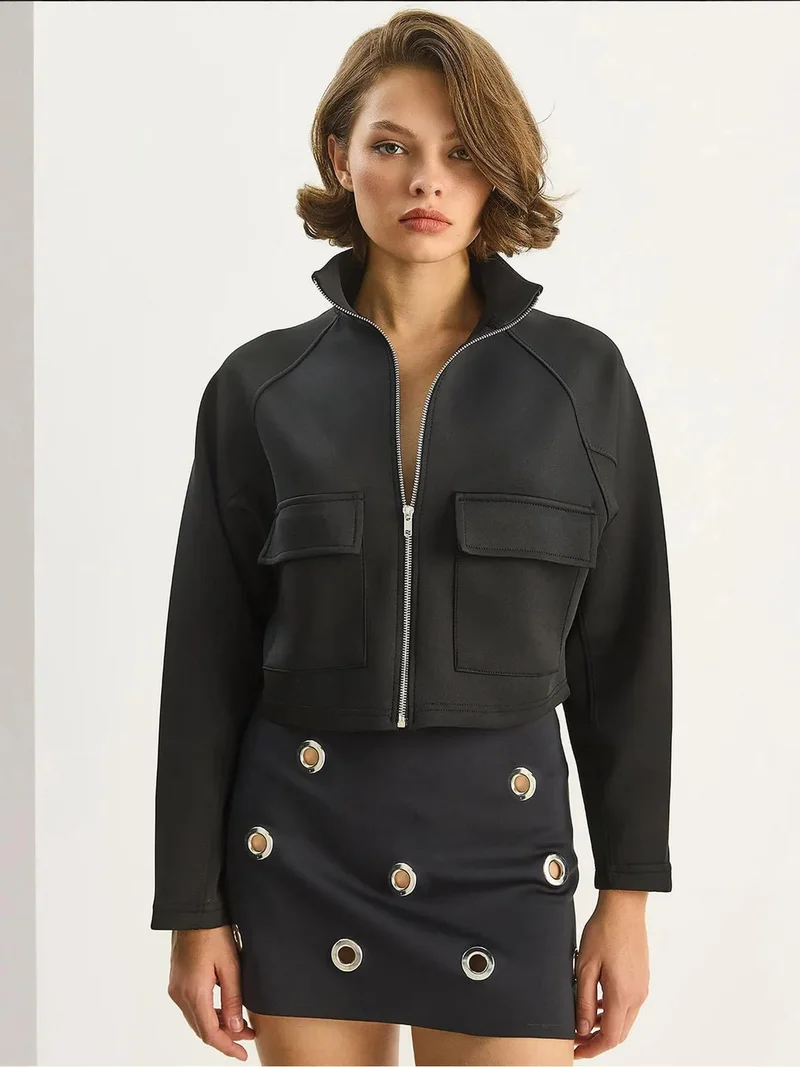 بيانكو لوتشي جاكيت قصير  بجيوب