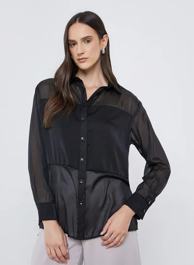 ستايلي بلوزة سادة بياقة سبريد مع أزرار