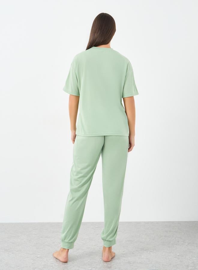 Styli Slogan Drop Shoulder Stripe Sleeve T-Shirt and Joggers Set - Image 5