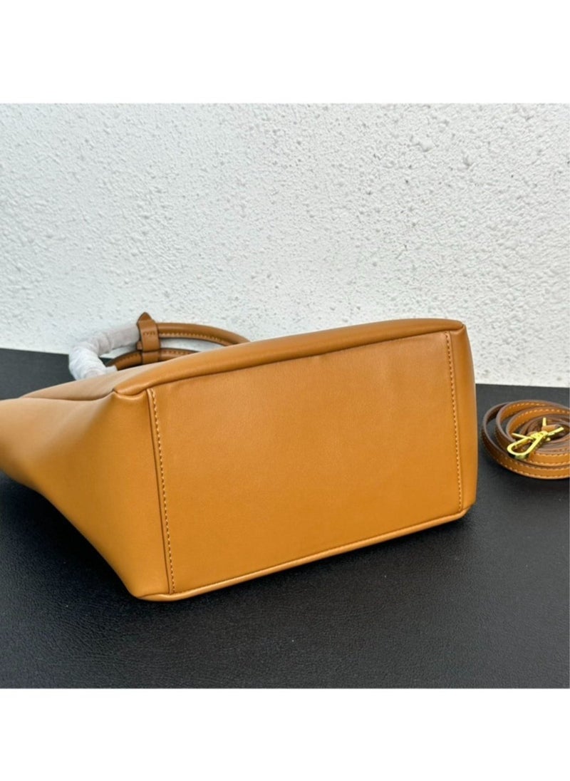 Miu Miu Ladies fashion shoulder bag  - Image 4