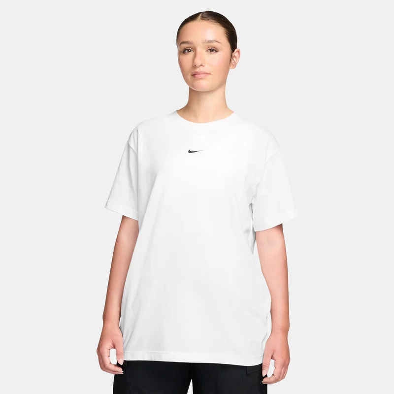 Nike Women's Sportswear Classic T-Shirt