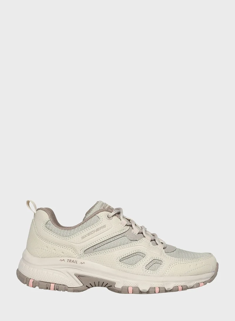 SKECHERS Hillcrest