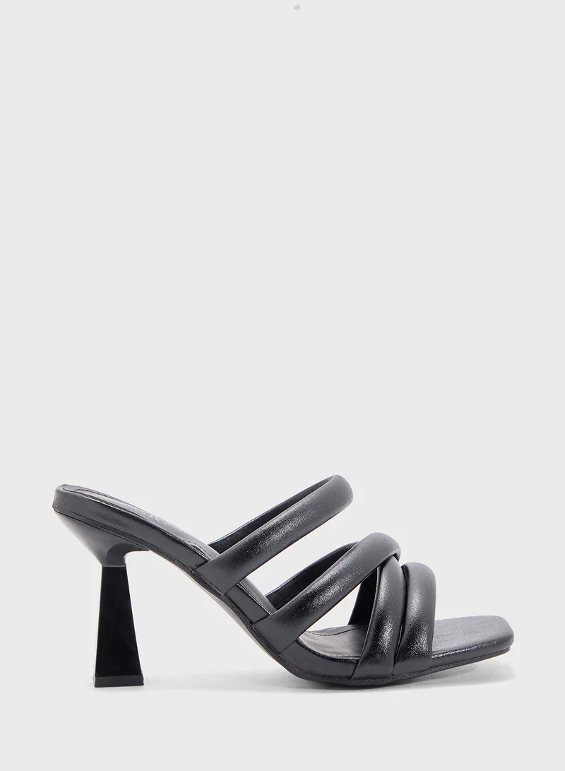 B&R High Heeled Sandal