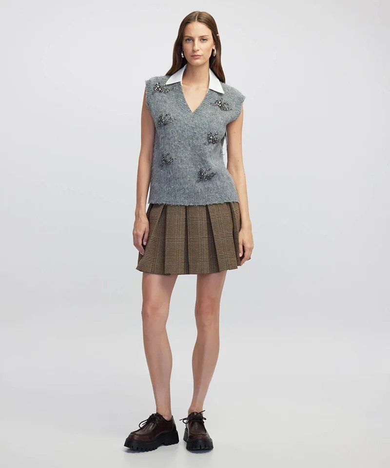 Ipekyol Embellished Vest with Contrast Collar