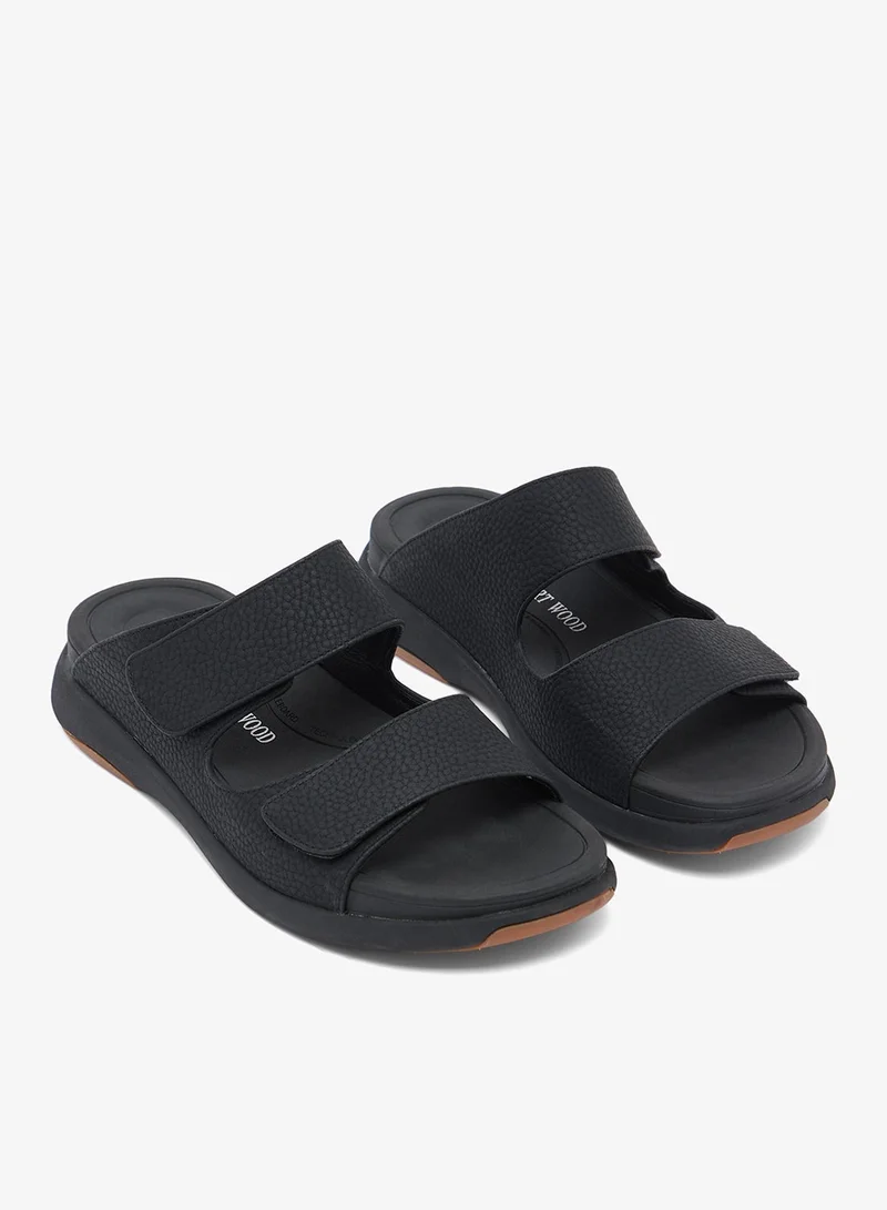 روبرت وود شبشب رجالي بتصميم عربي