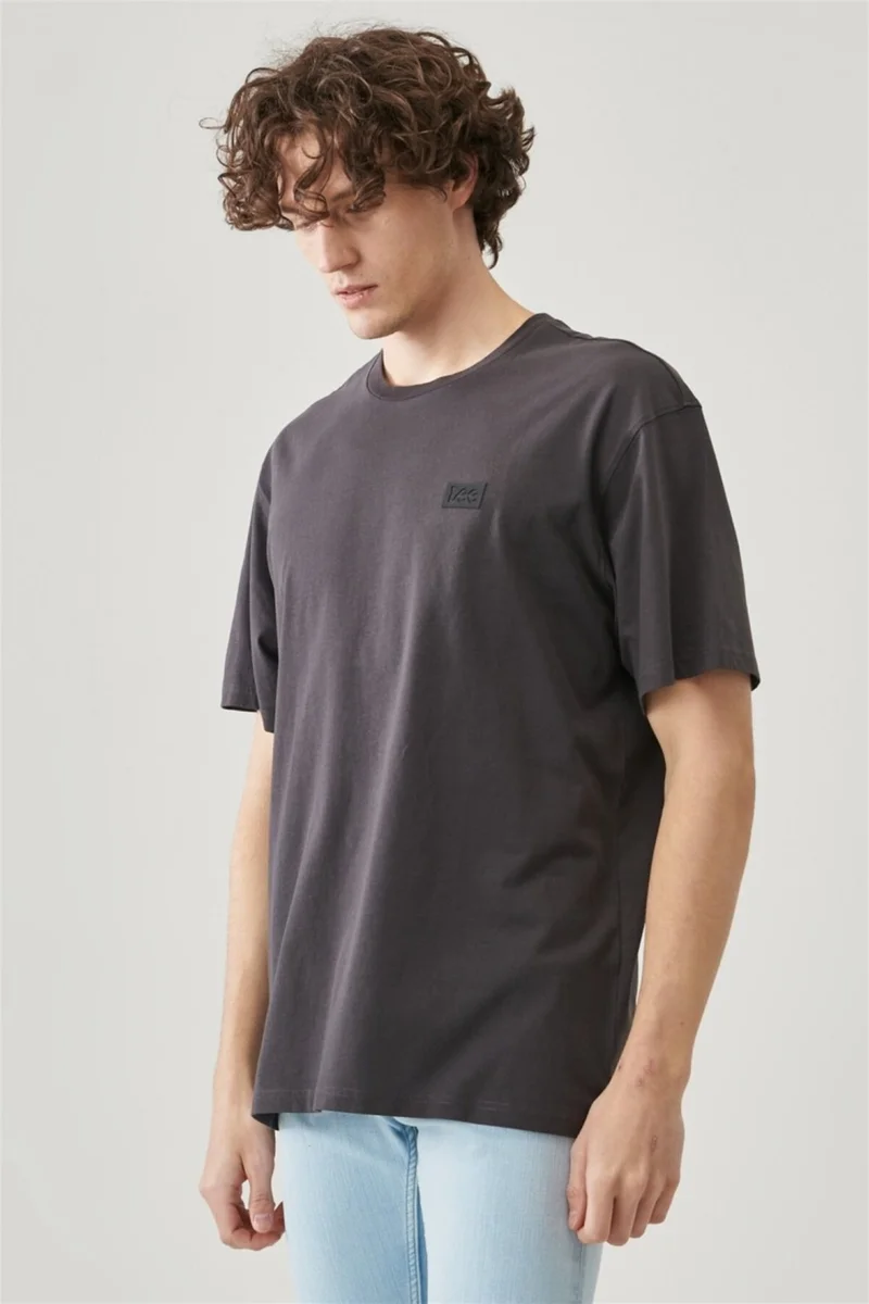 لي Men's Regular Fit Comfortable Cut 100% Cotton Crew Neck Loose T-Shirt