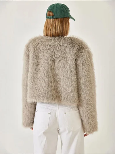 Bianco Lucci LUCCI Boxy Crop Faux Fur Coat