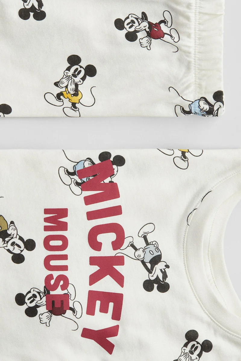 اتش اند ام بيجاما مطبوعة من نسيج الجيرسيه القطني