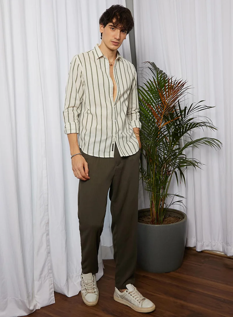 Campus Sutra Men's Saltbox Beige & Sage Green Lined Halo-Striped Shirt