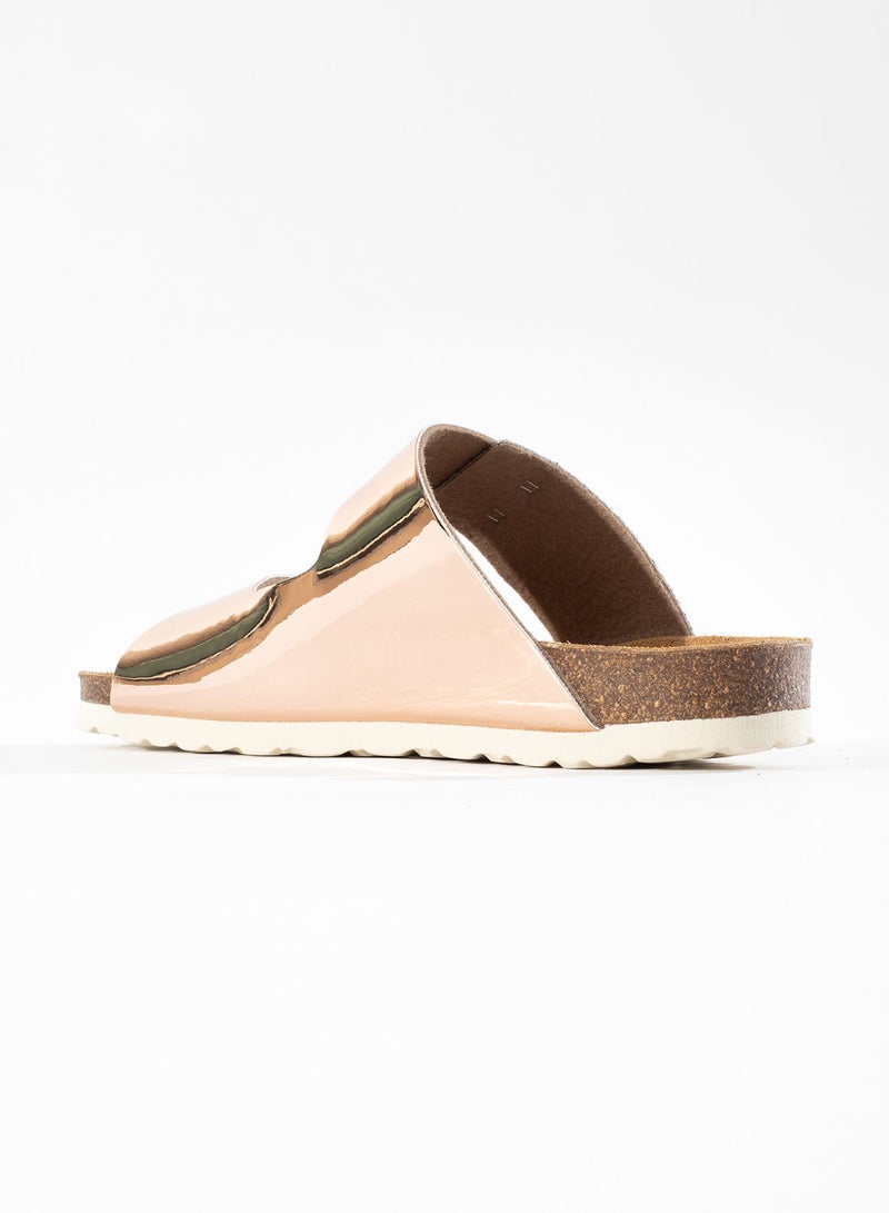 BAYTON Ilithyie Gold Flat Sandals - Image 3