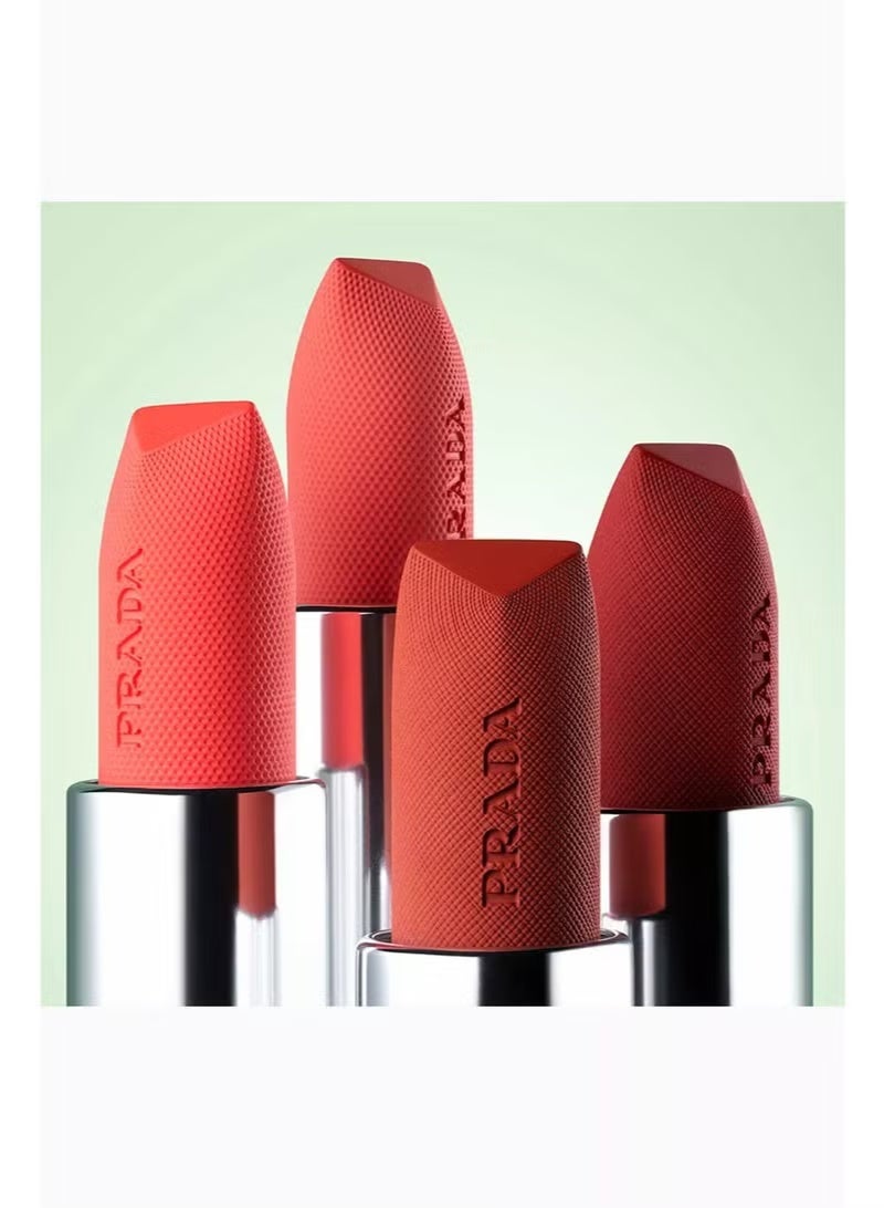 برادا أحمر الشفاه "برادا مونوكروم هايبر مات" (Prada Monochrome Hyper Matte) - الدرجة O77 Arancio - 3.9 جم | لون شفاه مطفي - Image 5