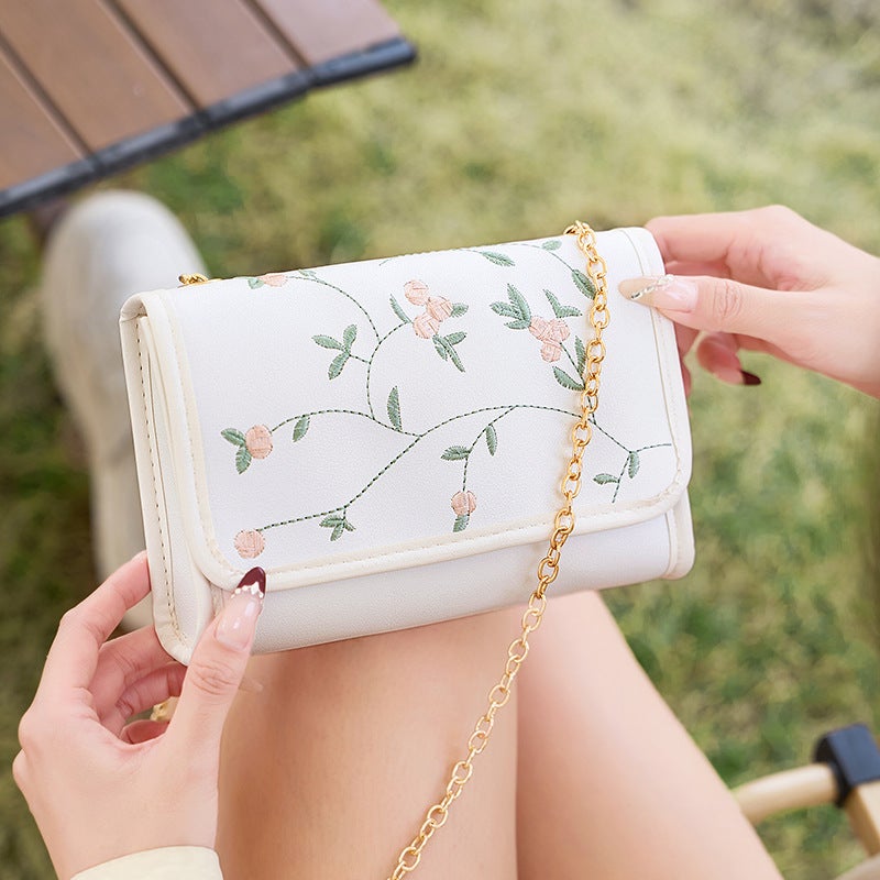 Sweet Flower Embroidered Small Square Bag Simple Fashion All-Match Women'S Chain Crossbody Bag Shoulder Bag Fresh Mobile Phone Bag - Image 4