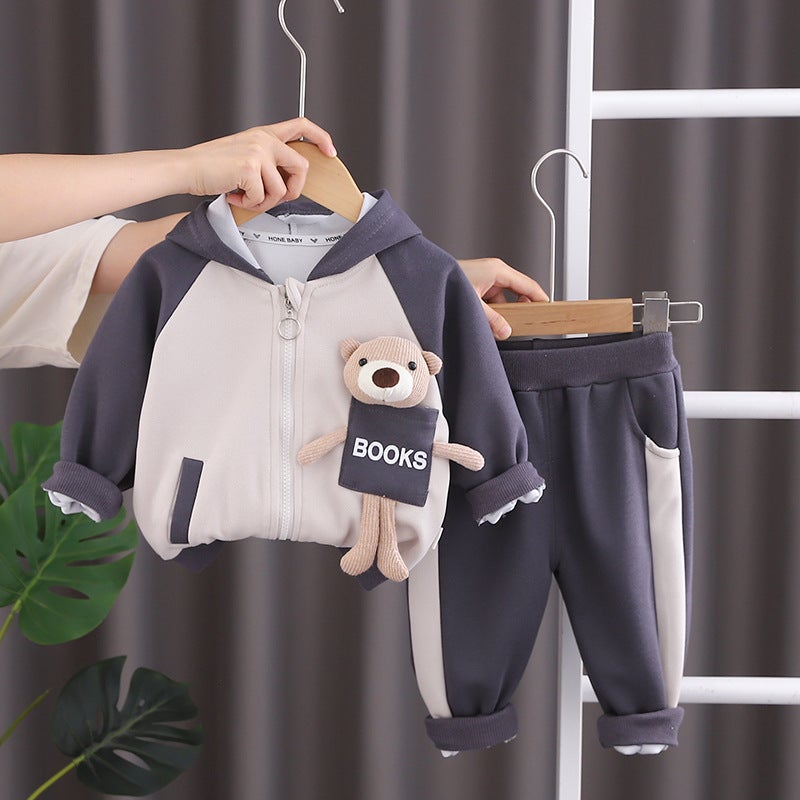 Spring and Autumn New Childrens Baby Handsome Color-matching Bear Jacket Three-piece Set Boys Autumn Long-sleeved Three-piece Set Gray two-piece set 