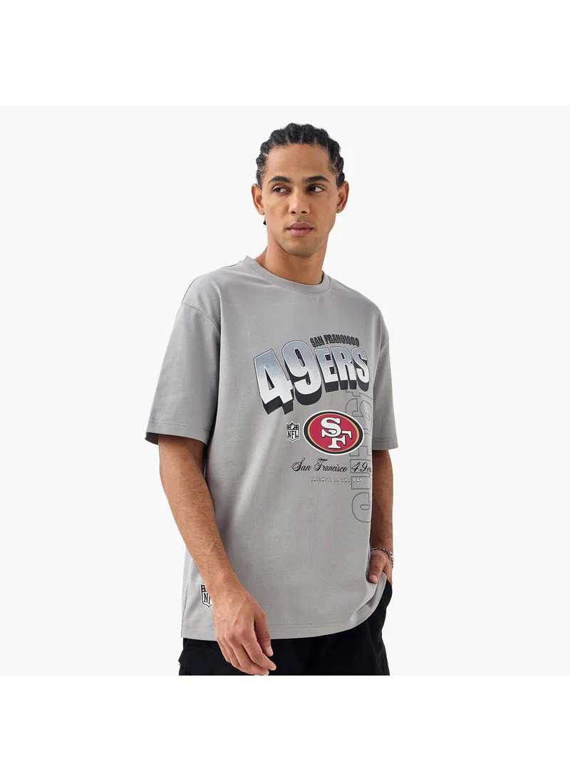 اس بي كاركترز San Francisco 49ers Print Crew Neck T-shirt with Short Sleeves