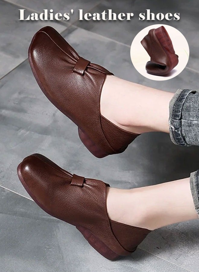 حذاء نسائي مسطح من الجلد الطبيعي ذو جودة عالية | تصميم دائري للمقدمة وعميق | حذاء مريح للأمهات بنعل لين مضاد للانزلاق - Image 5