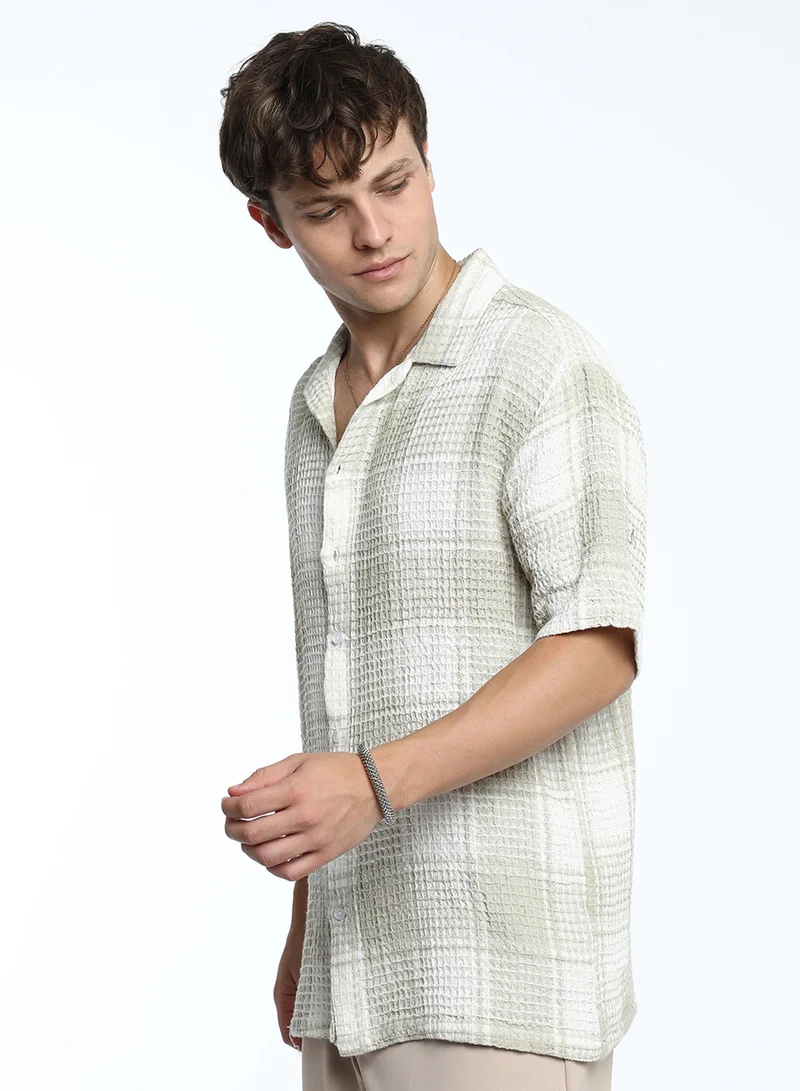 Campus Sutra Men's Greige Ivory White Buffalo Check Oversized Shirt