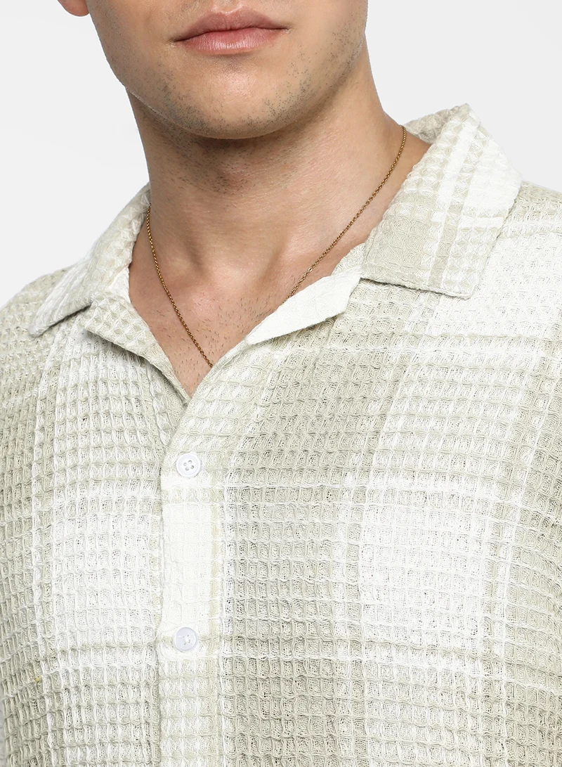 Campus Sutra Men's Greige Ivory White Buffalo Check Oversized Shirt