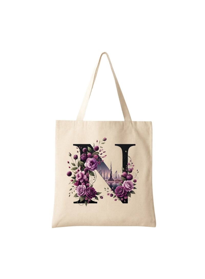 برينت شوب فور مي حقيبة تسوق صديقة للبيئة بنقشة أحرف أولية - حقيبة تسوق قماشية بطبعة زهور وأفق دبي | هدية قابلة لإعادة الاستخدام لإشبينة العروس، هدايا زفاف، حقيبة حمل يومية - Image 1