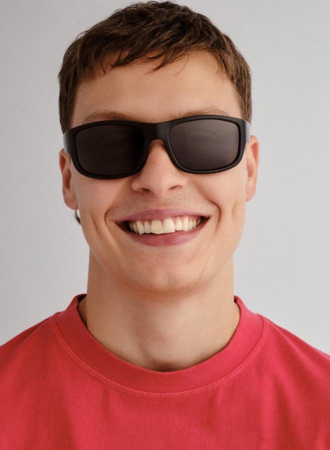 Solarized WRAP COMFORT Luxury Sunglasses for Men & Women – High Quality Designer Eyewear, UV Protection, Stylish Frames, Timeless Elegance, and Fashionable Eye Shades - Image 4