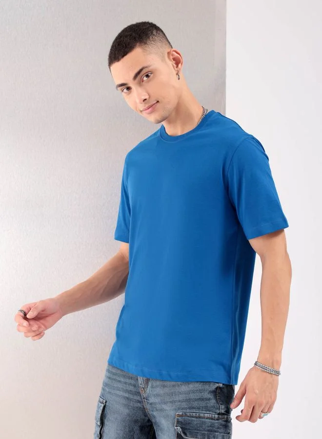The Indian Garage Co Men Slim Fit Solid Round Neck Tshirt