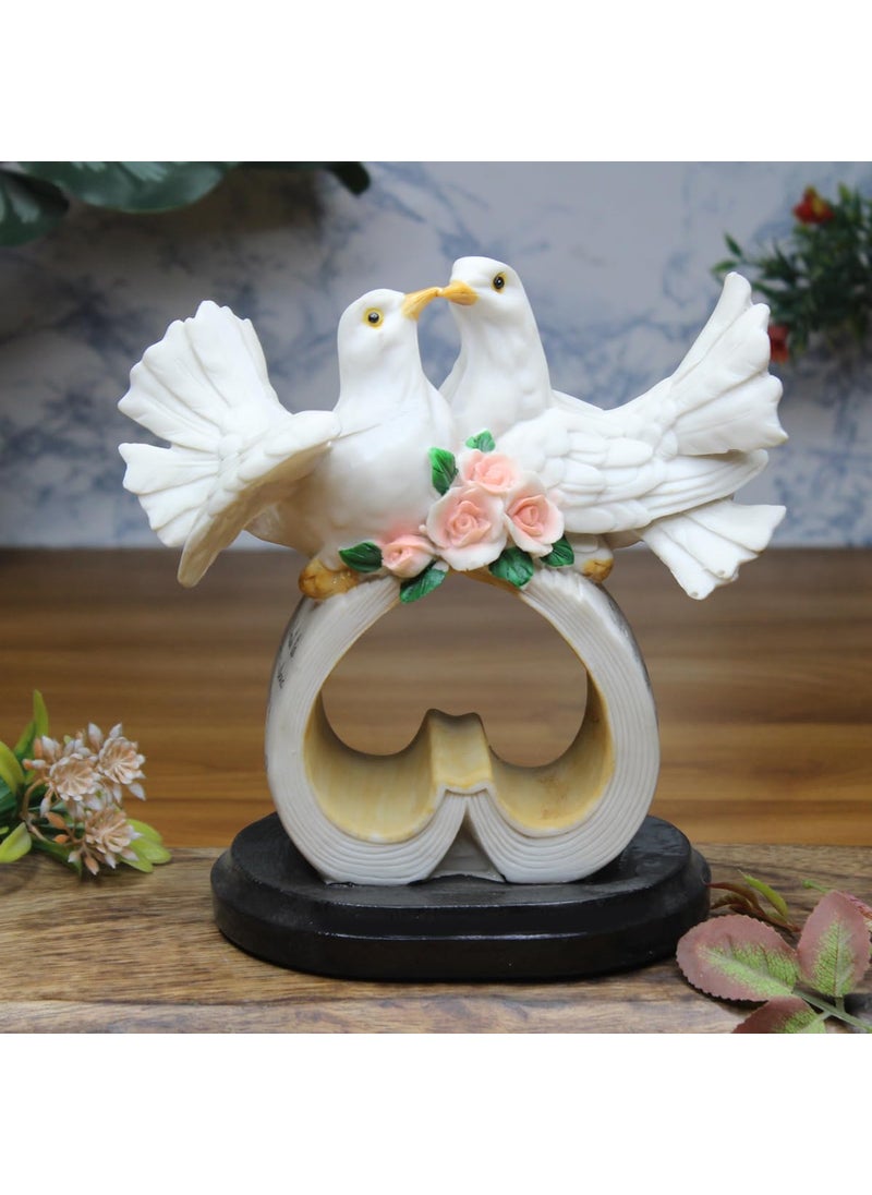 Wonderland - Wonderland Love Birds on Heart Resin Statue, Table Decoration, Home décor, Gifting - Image 1