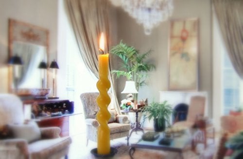 BCandle 100% Pure Beeswax Spiral Twist Taper Candles (Set of 2) Organic - 10 Inches Tall, 5/8 Inch Diameter, Hand Made - Image 2