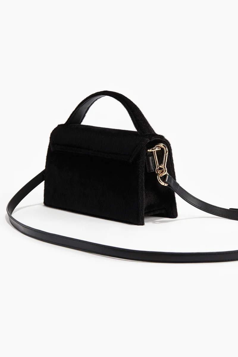 اتش اند ام حقيبة كروس بودي