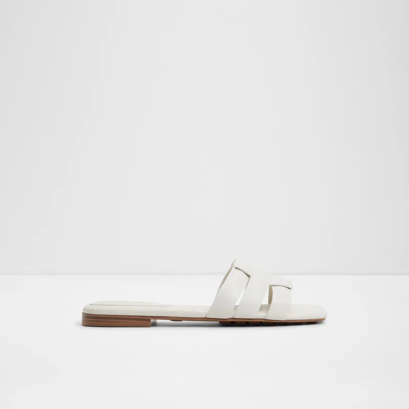 GOTOSANDAL Textured Flat Sandals