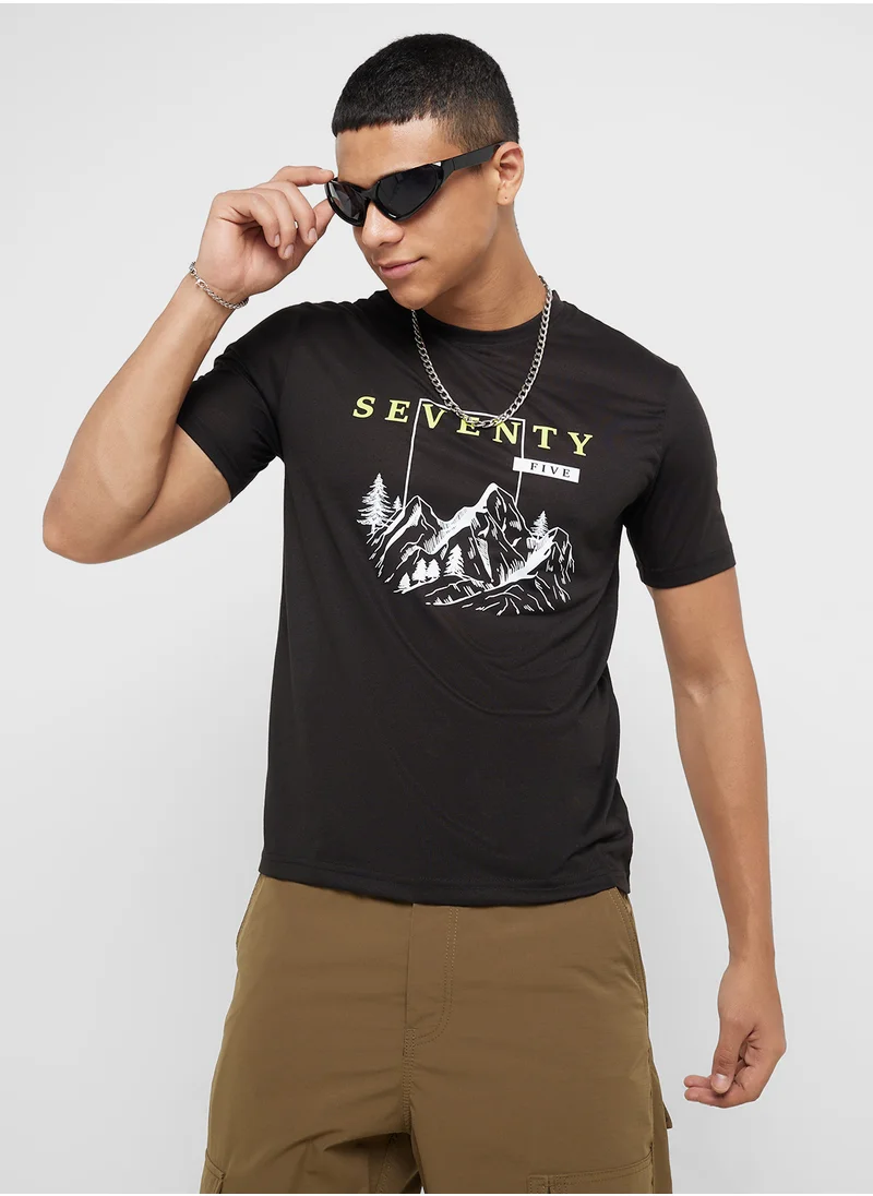 سفنتي فايف Graphic Print T-Shirt