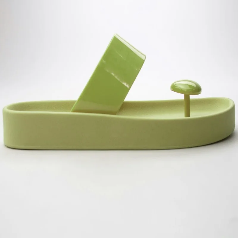 فويسيز Voices Women'S Flip Flops, Smooth Stone - 004.00006, Color - Green