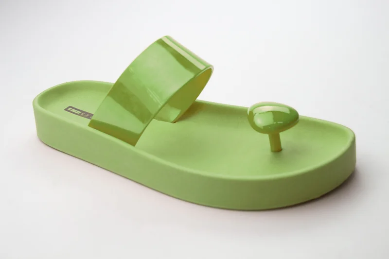 Voices Smooth Stone - 004.00006 , Lime-Lime-Lime