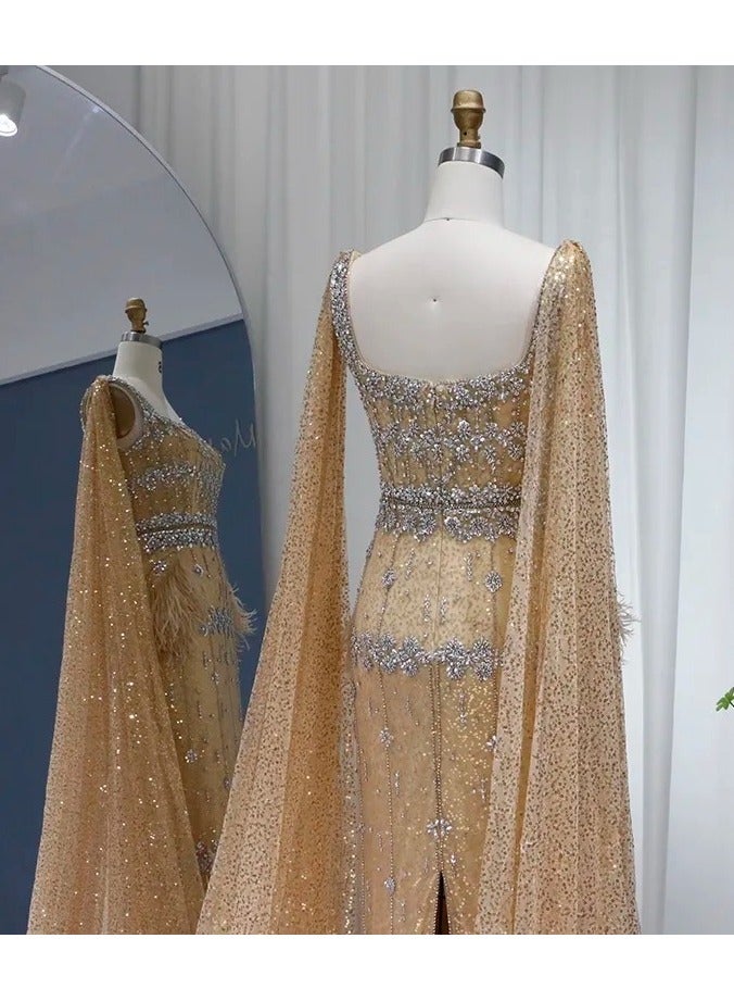 Mermaid evening dress with feathers and a veil that falls in the back  - Image 2