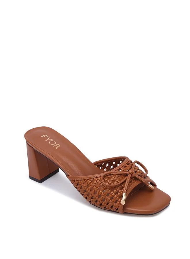 فايور Stylish Lattice-Detail Heeled Sandal CD 021